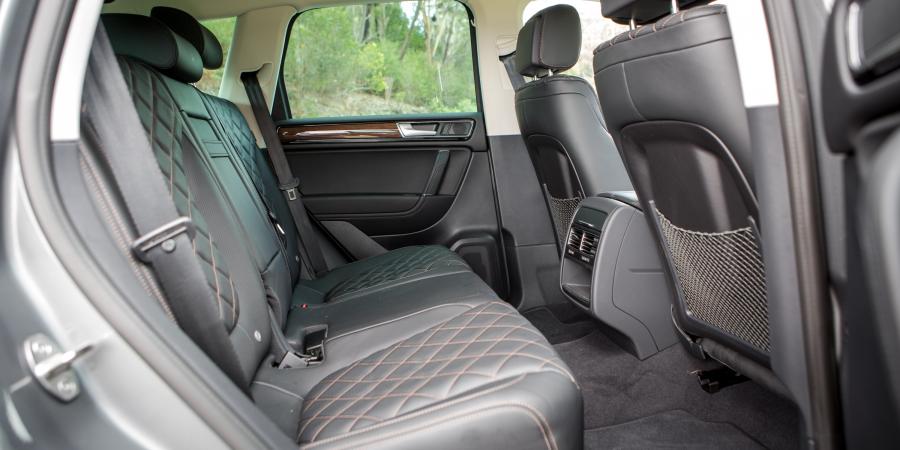Интерьер Volkswagen Touareg V6 TDI Wolfsburg Edition 2016 года  (AU) (фото 24 из 30)